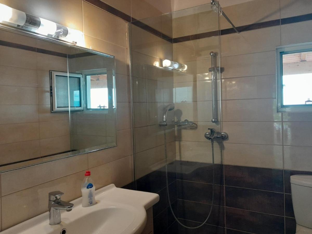 Helen Apartments Люкове Екстер'єр фото