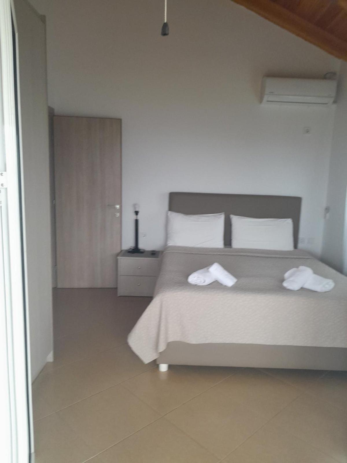 Helen Apartments Люкове Екстер'єр фото